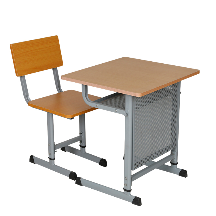 钢木课桌椅
