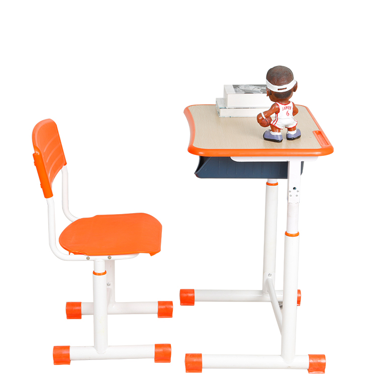 学生课桌椅质量